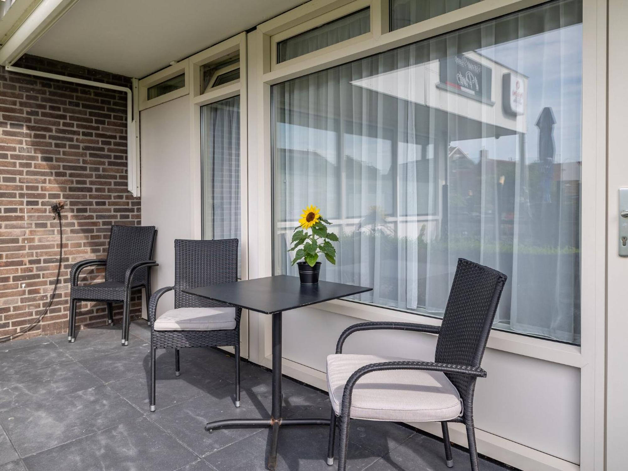 Beautiful Apartment In Zoutelande With Terrace Eksteriør billede